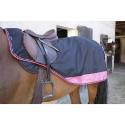 EQUITHÈME Ausreitdecke Tyrex 1200D Fleece Schwarz/Himbeere -Geschaft Fur Pferdebedarf ekkia z05297 400 210 655.7a7a7b