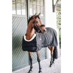 Kentucky Horsewear Kentucky Bib Winter Navy Warmblut 14 Kentucky Horsewear Kentucky Bib Winter Navy Warmblut -Geschaft Fur Pferdebedarf kentucky 52114 01 1.e83208